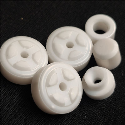 Отполированное сопло 15kv/Mm 1550C 2600C Zirconia высокой точности керамическое
