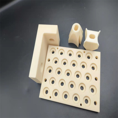Плита глинозема CNC подвергая механической обработке керамическая с высокопрочным